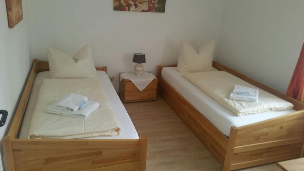 Hotel Zur Dicken Eiche Munster  Esterno foto